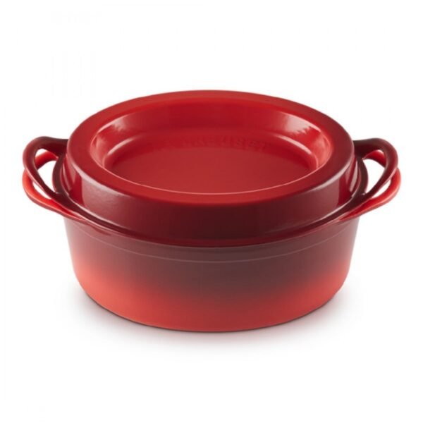 Le Creuset ovalni lonac od livenog gvožđa, 7.2l, 32cm. Savršen za ukusna i zdrava jela. Ravnomerna toplota, lako čišćenje i izdržljivost. Poručite odmah!